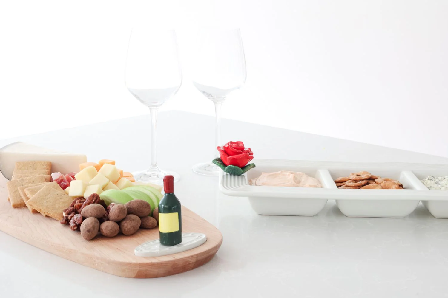 pinstripes garnish dish - Image 3