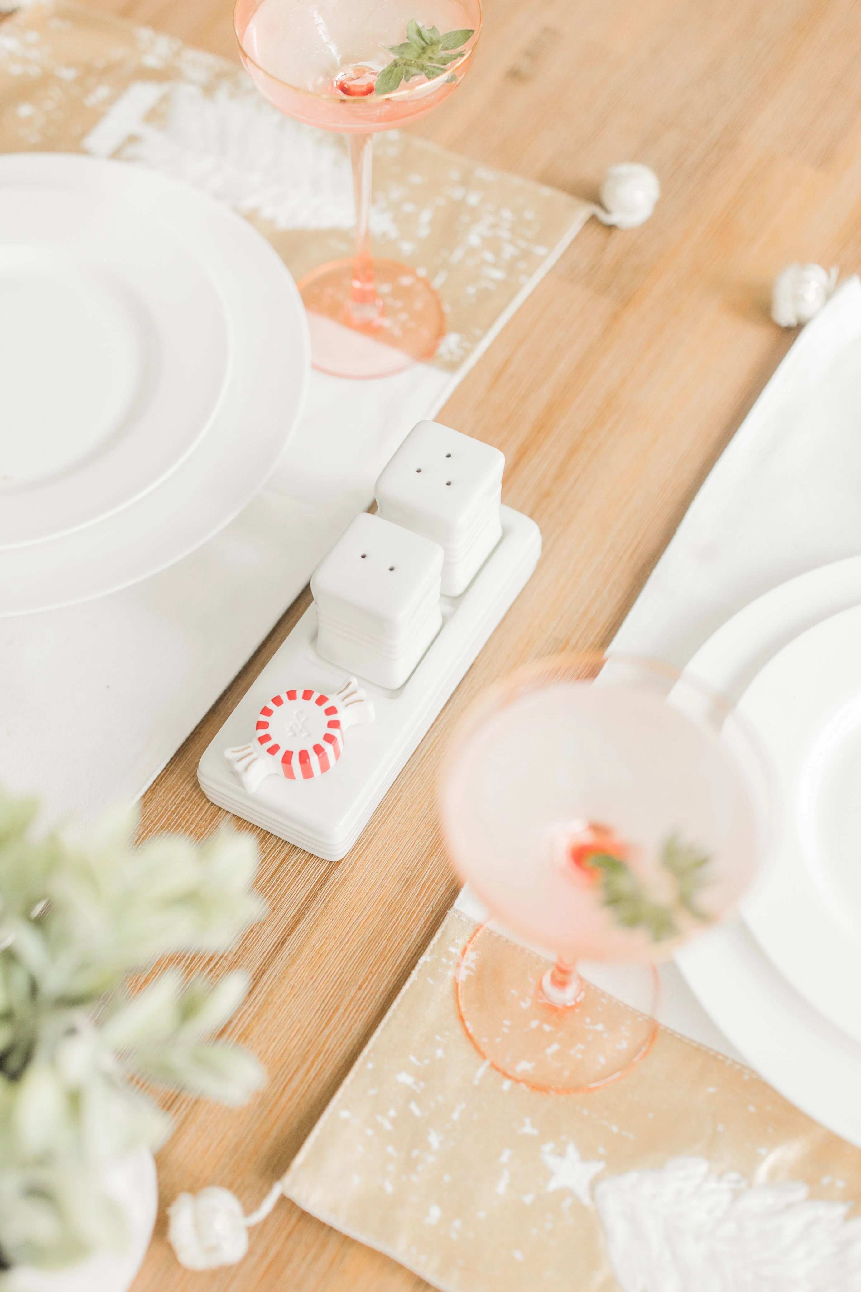 pinstripes salt & pepper shakers - Image 3